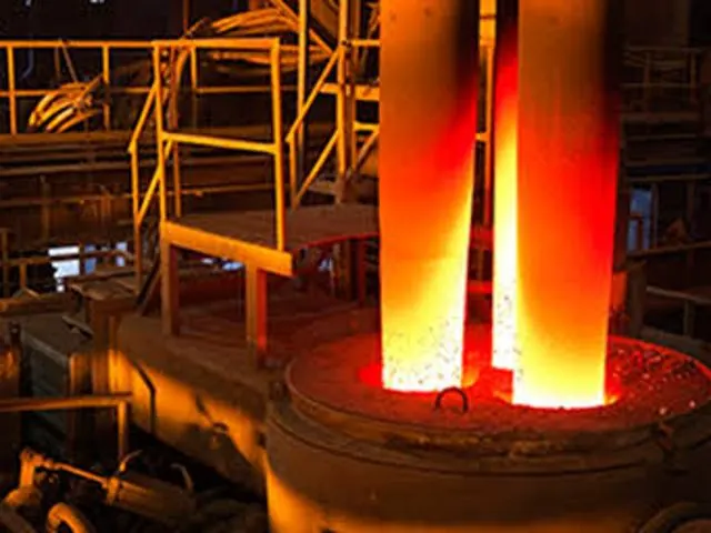 Bottom poured ingots with ingot casting car